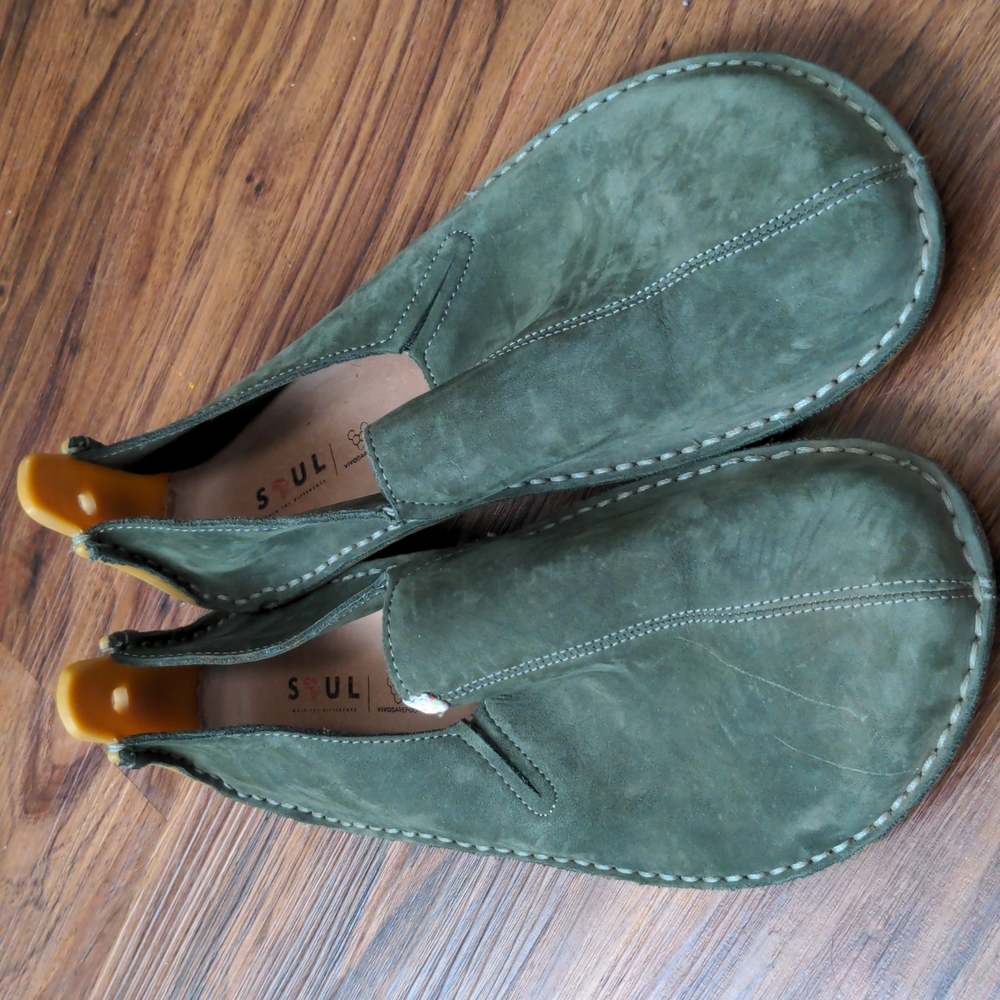 Vivo Barefoot Soul Slip-Ons, size 42
